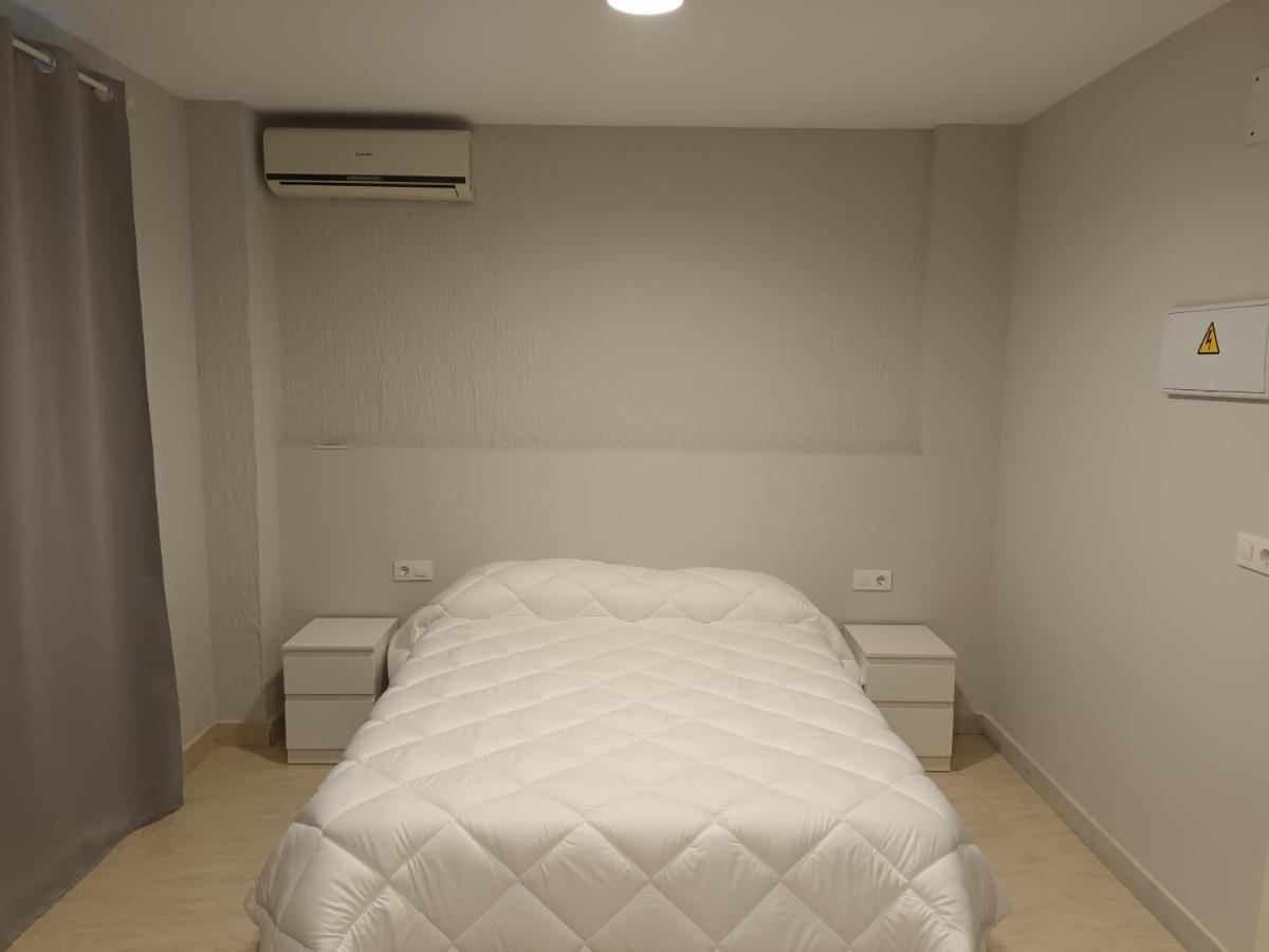 Hostal Cerro Del Castillo Jumilla Bagian luar foto
