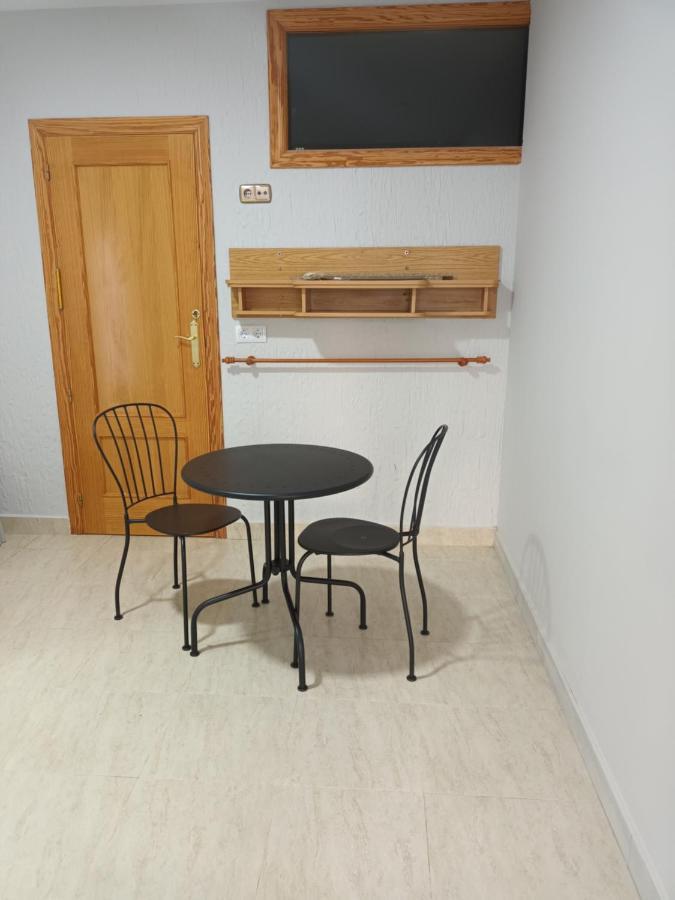 Hostal Cerro Del Castillo Jumilla Bagian luar foto